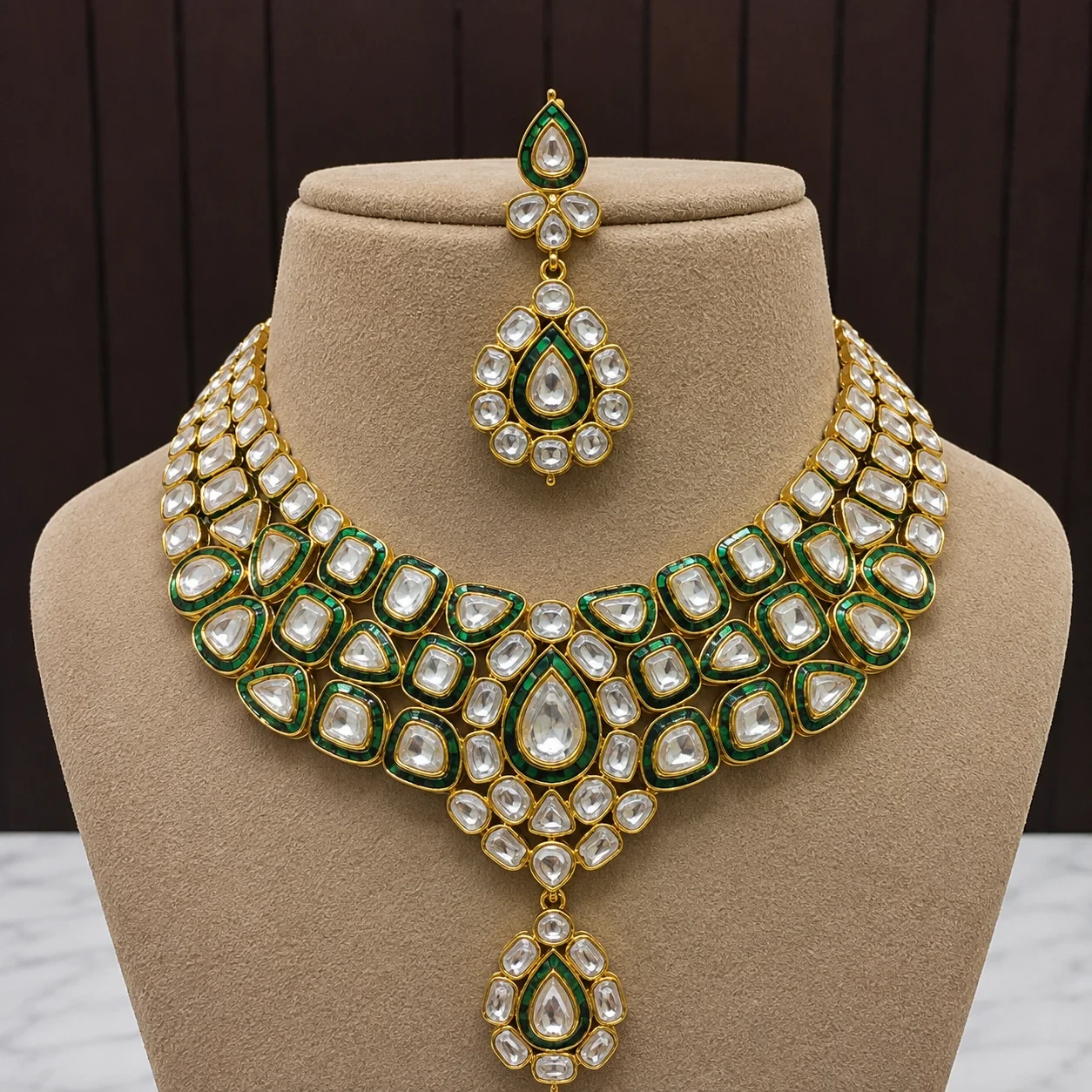 Emerald Enamel Royal Polki Necklace Set